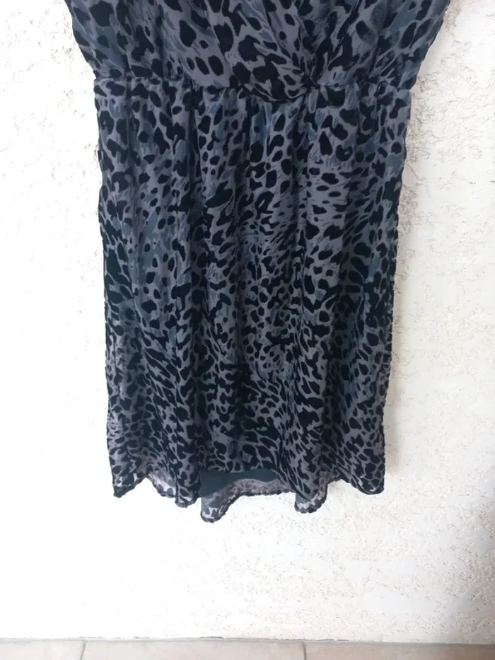 Robe H&M 1 article acheté= 1 gratuit - photo numéro 5
