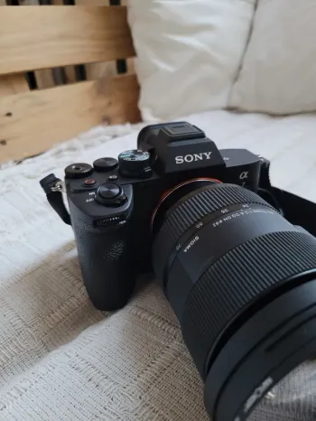 SONY_ Alpha_ 7 IV.