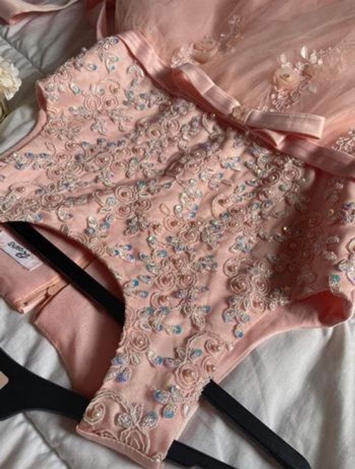 Robe de cérémonie - photo numéro 2