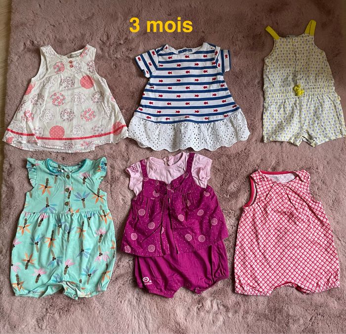 Lot robes et combishorts 3 mois