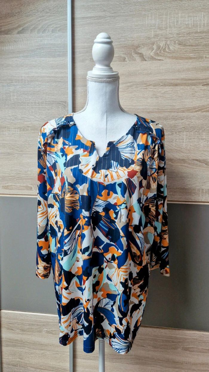 Blouse manches 3/4.