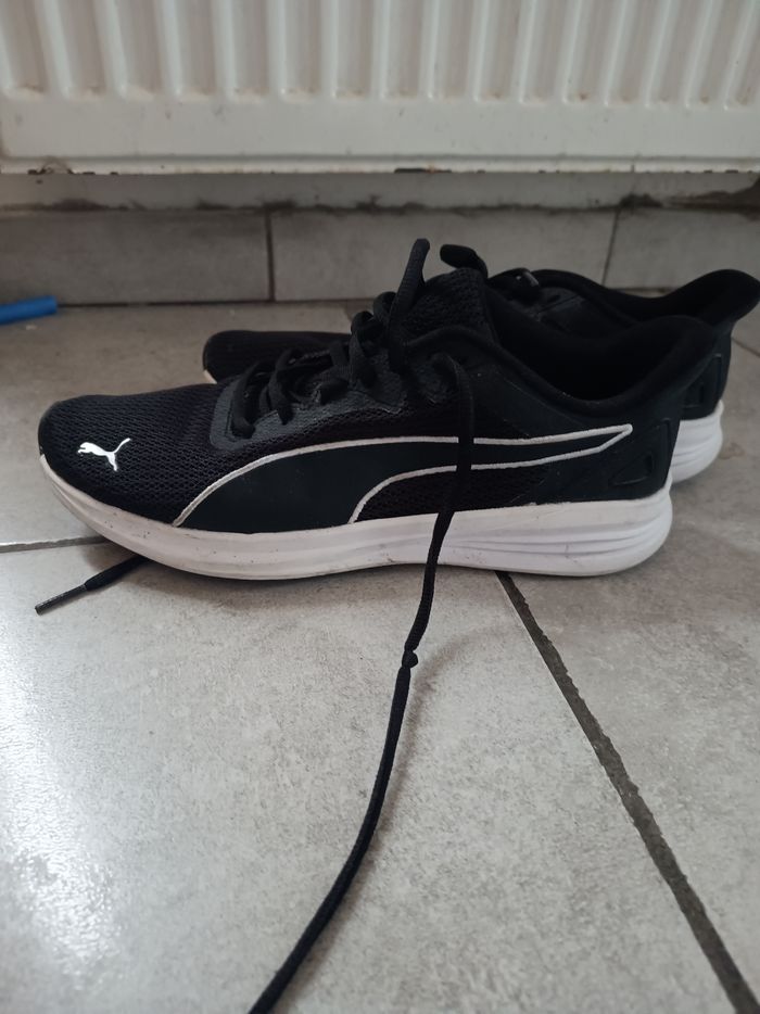 Baskets Puma peu portées - photo numéro 2