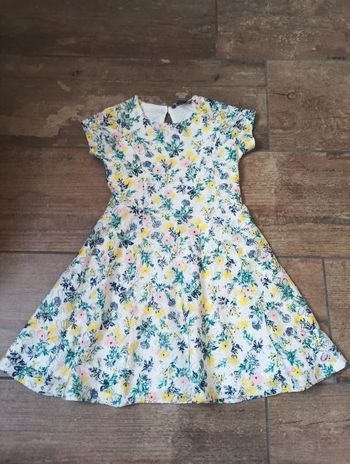 Robe manches courtes Fille 5/6 ans dentelle Primark