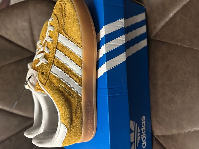 Basket neuve adidas pointure 36 - photo numéro 3
