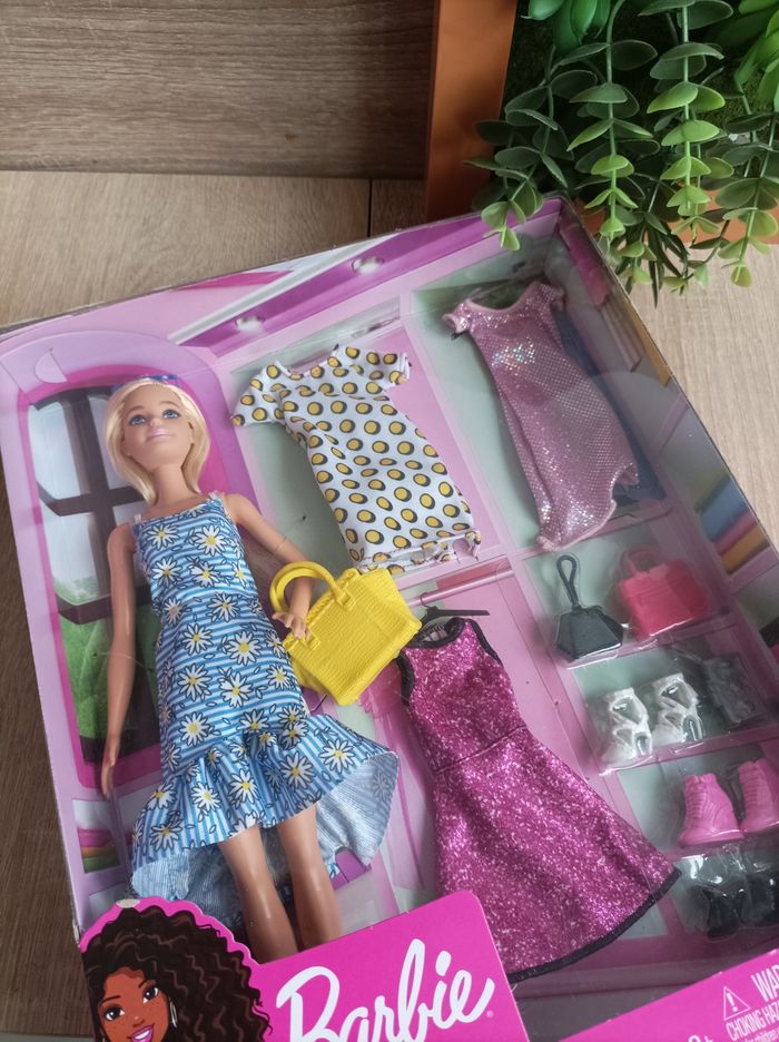 Poupée barbie Mode et accessoires - photo numéro 3