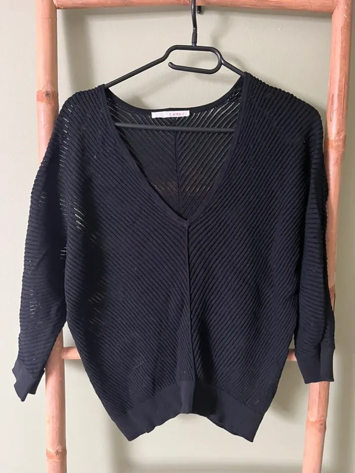 Pull noir ajouré Camaïeu col V – léger et élégant - photo numéro 3