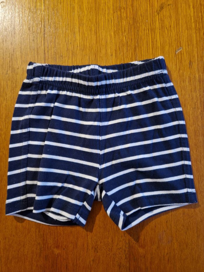 Lot de 2 shorts 6 mois - photo numéro 2