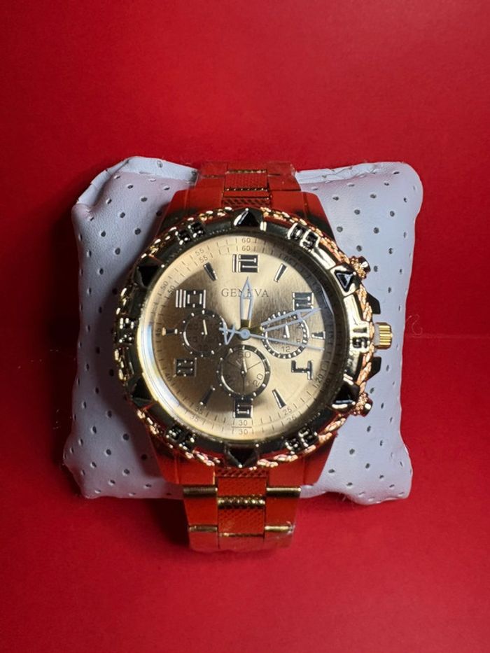 montre Geneva doré avec cadran doré stylisé à quartz pour hommes - photo numéro 3