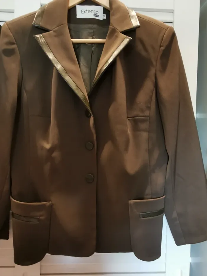 Superbe tailleur jupe kaki T42 - photo numéro 2