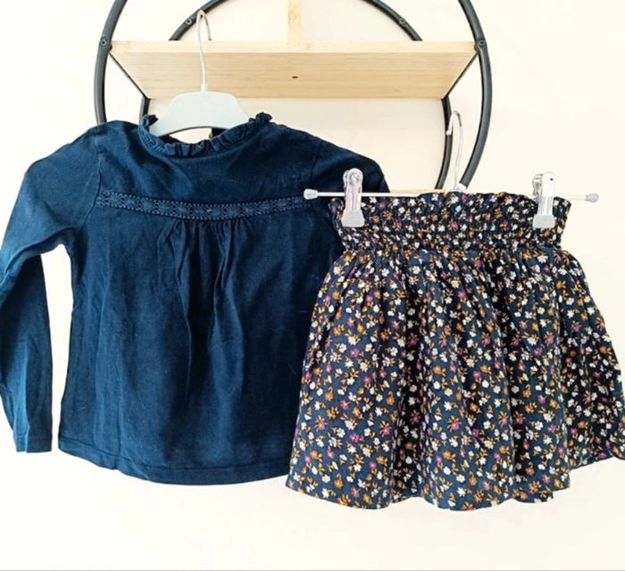 4 ans ensemble teeshirt kiabi et jupe monoprix