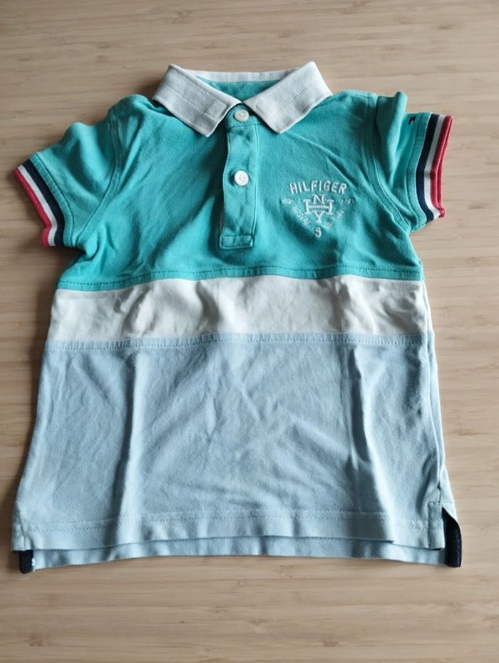 Polo tommy Hilfiger taille 86cm