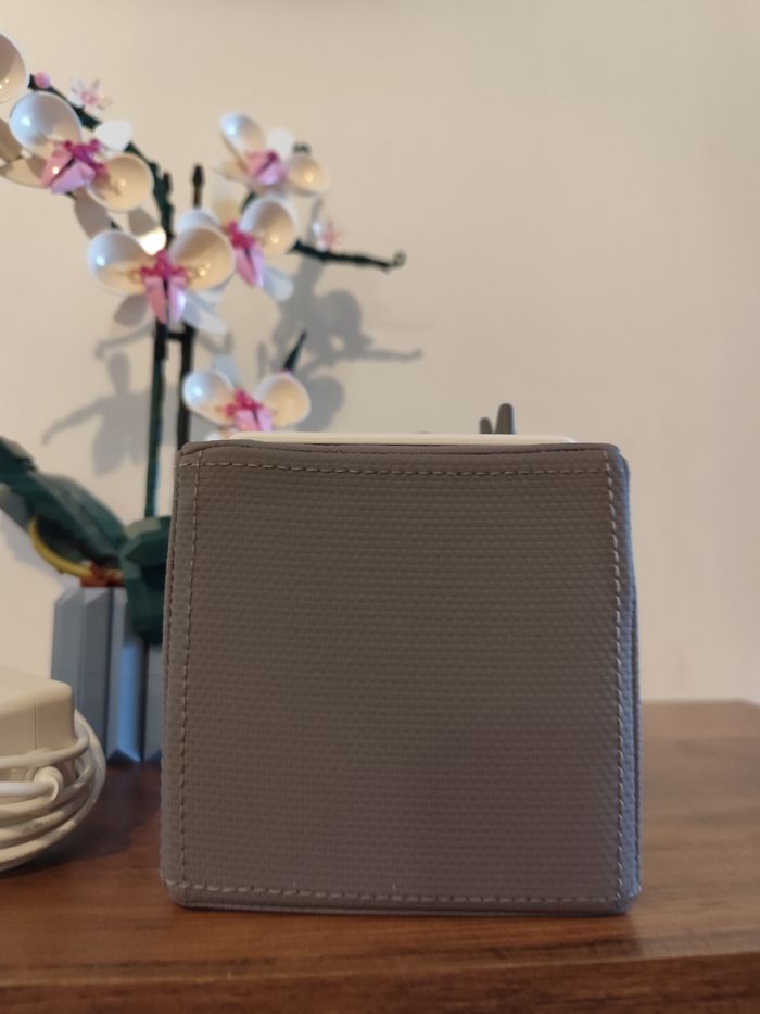 Toniebox grise comme neuve avec son chargeur - photo numéro 6