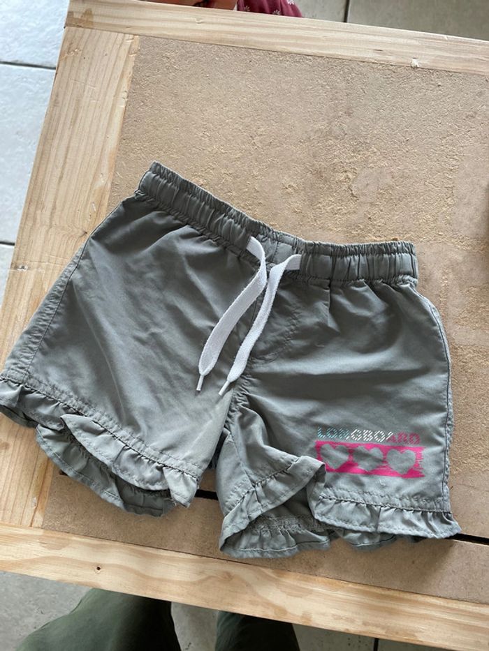 Short kaki 3 ans