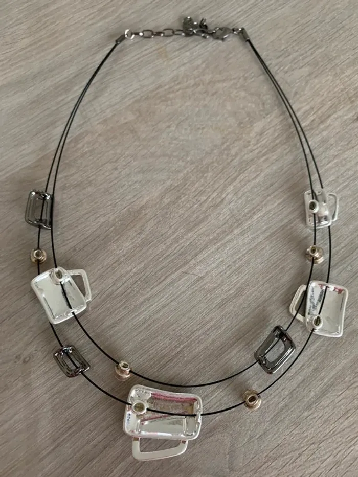 Collier ras de cou - photo numéro 2