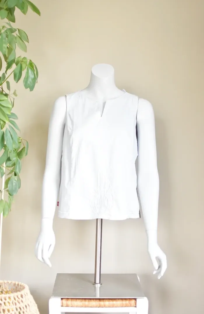 Top Levis Girls Vintage Medium - Très bon état - photo numéro 8