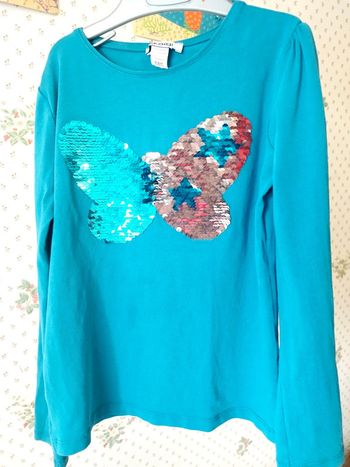 T-shirt manches longues sequins papillon étoiles