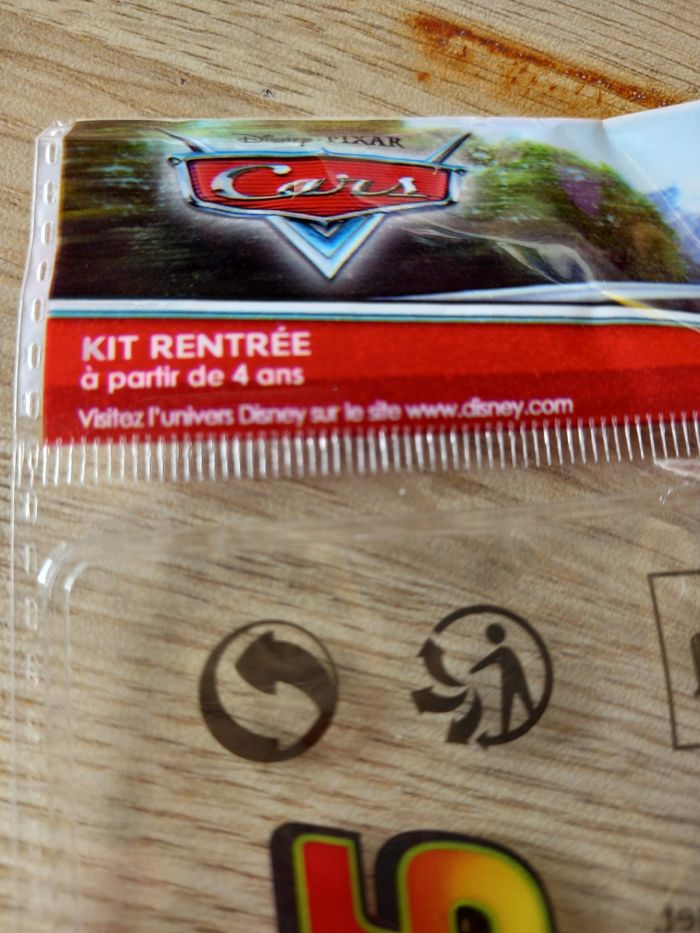 Kit de rentrée scolaire cars - photo numéro 3