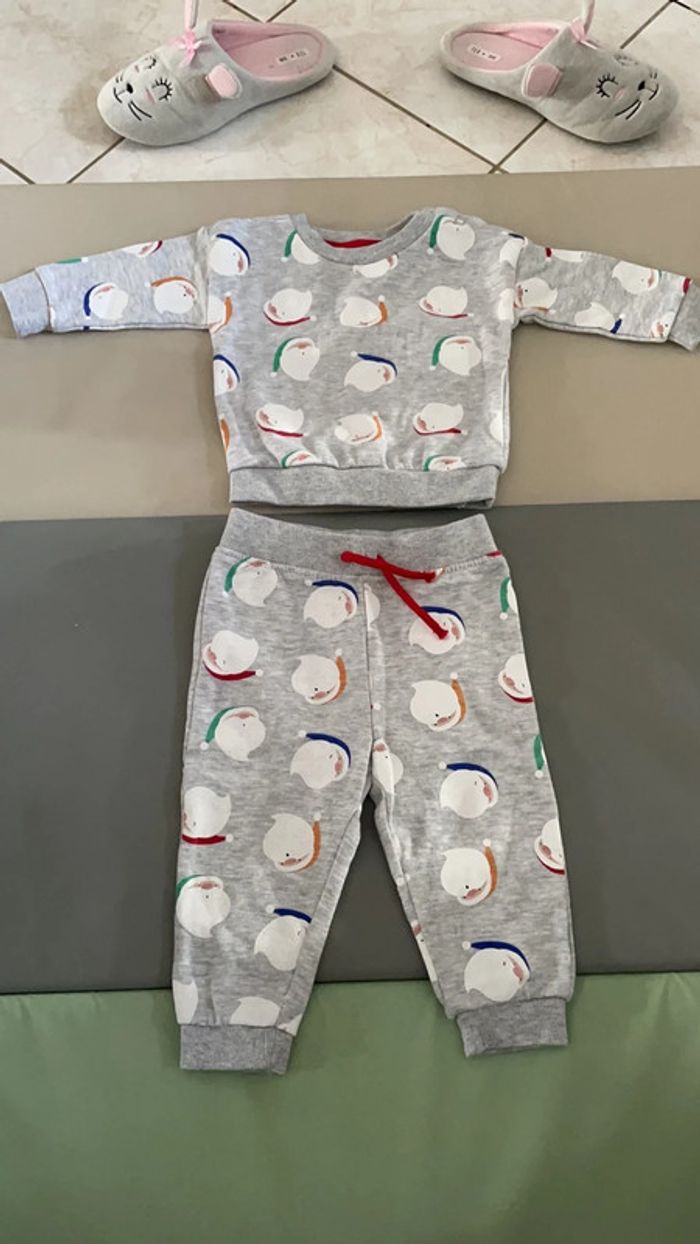 Ensemble de jogging 9-12 mois