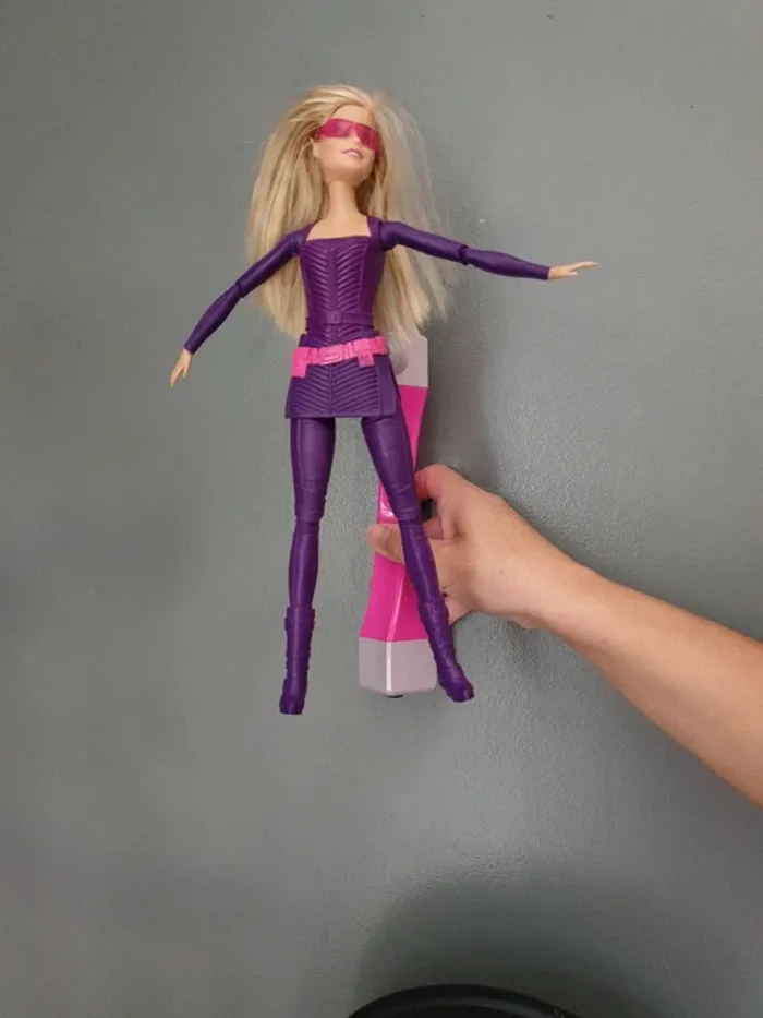 Poupée barbie pivotante