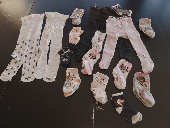 Lot de chaussettes et collants