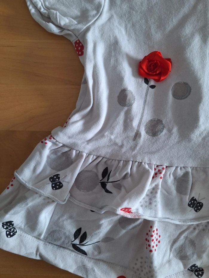 T-shirt manches courtes pour fille taille 12mois marque pastello très bon état - photo numéro 2