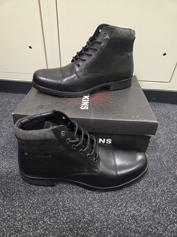 Bottine noir redskin neuve