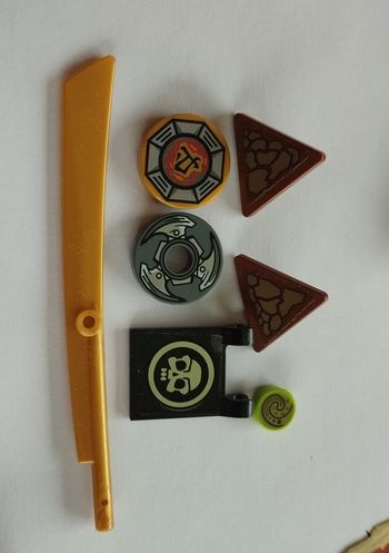 Lot de pièces lego ninjago 