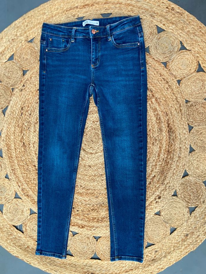 Jean femme 38 Zara - photo numéro 2