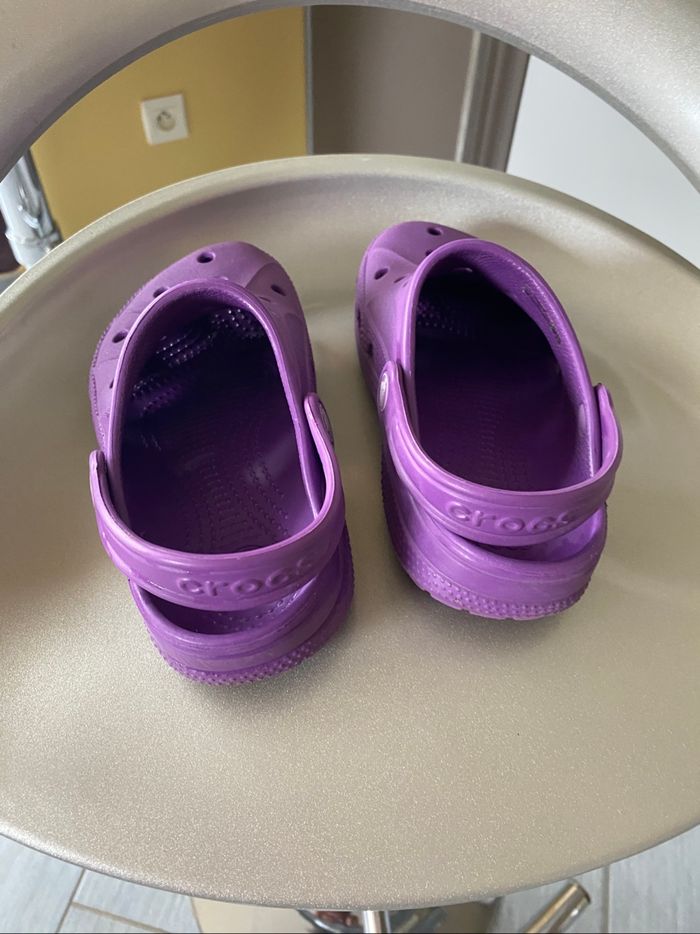 Crocs 32/33 - photo numéro 2