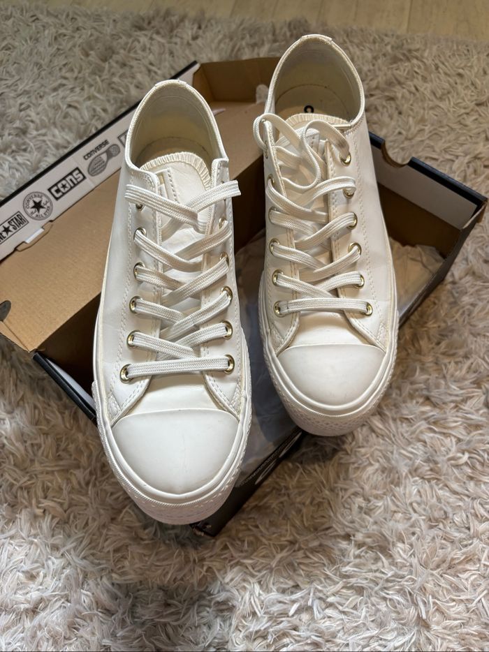 Converse blanche basse similicuir - photo numéro 6