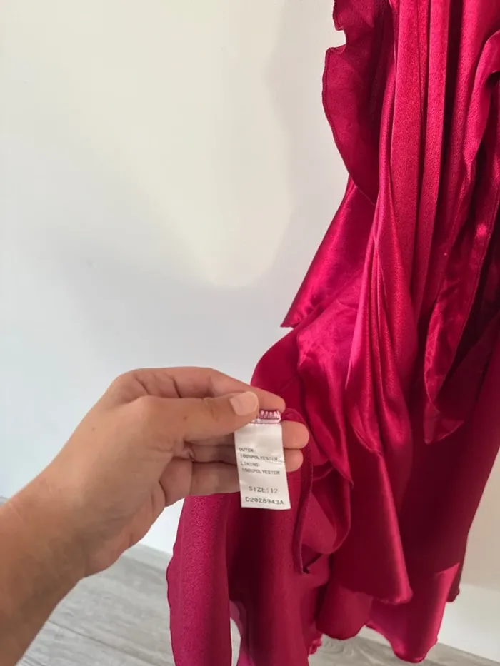 👗 🌻Little Mistress - Taille L- Robe - bordeaux portefeuille à volants - neuf sans étiquette - photo numéro 14