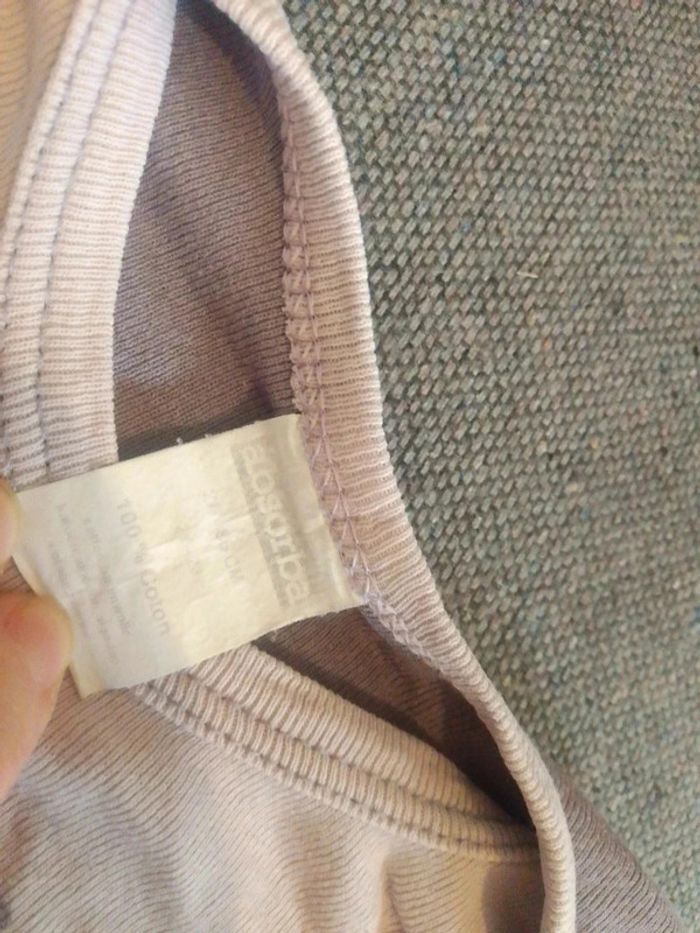 Lot 2 bodies 2 ans fille - photo numéro 3