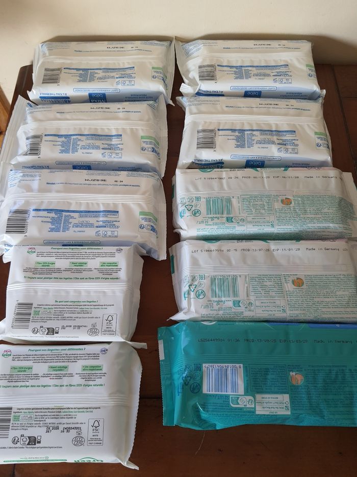Lot de 10 paquets lingettes jetables (assortiment) - photo numéro 2
