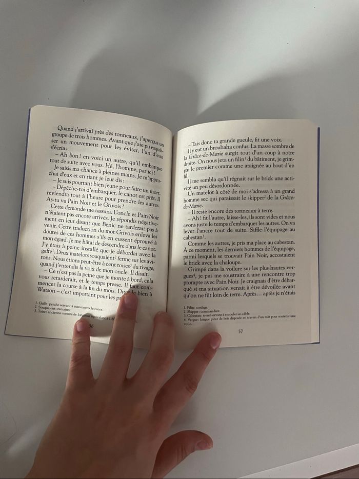 Livre les clients du bon chien jaune - photo numéro 3