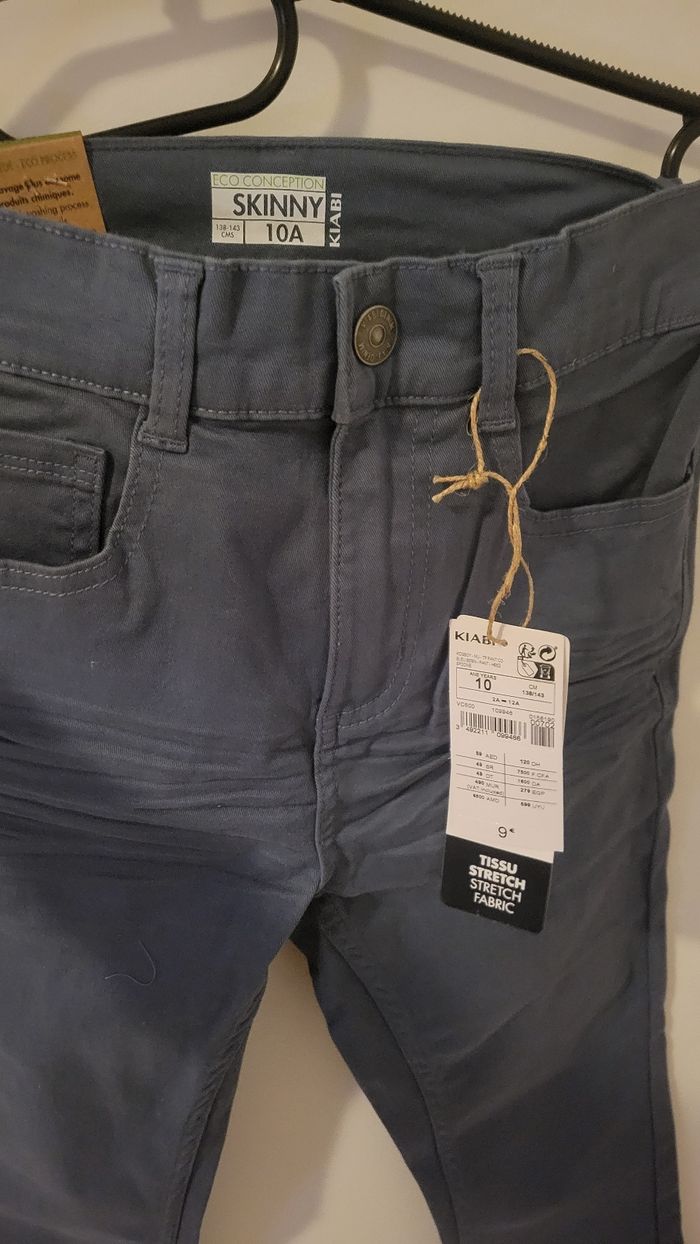 NEUF jean skinny Kiabi 10 ans - photo numéro 2