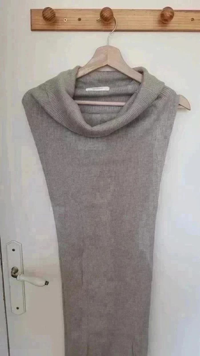 Robe chaussette pull sans manche a col roulé
