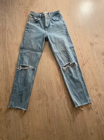 Jean droit Zara