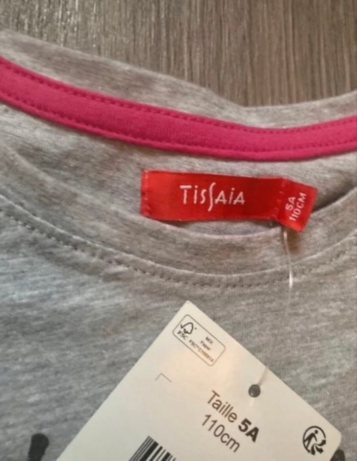 T-shirt / Sous-pull manches longues NEUF avec étiquette fille taille 5 ans couleur gris - photo numéro 5