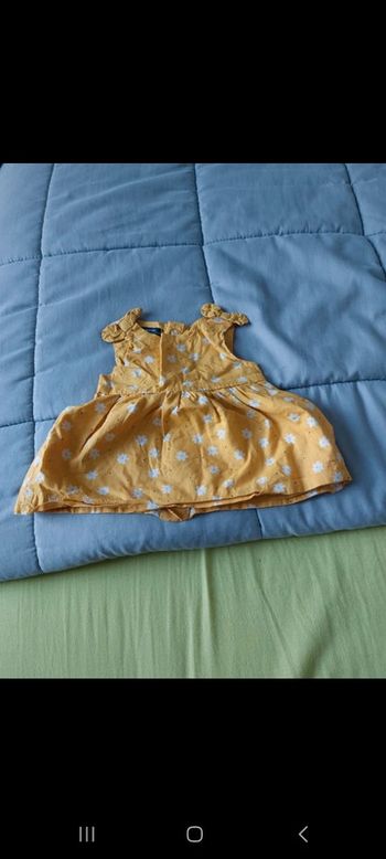 Robe 1mois