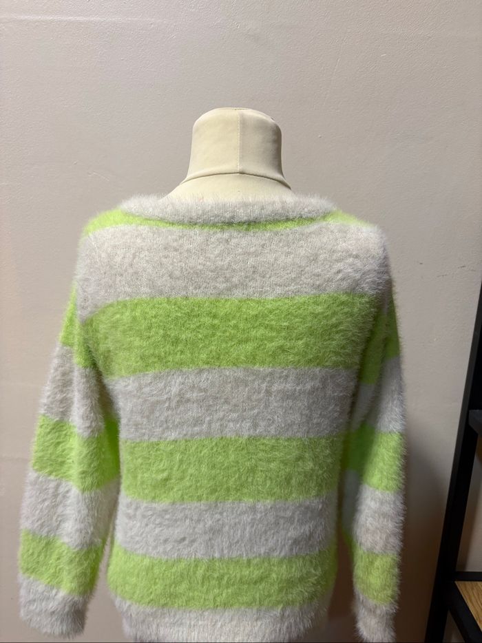 Pull fille taille 110/116 - photo numéro 4