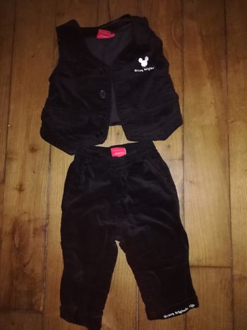 Superbe tenue Disney 6 mois 6€
