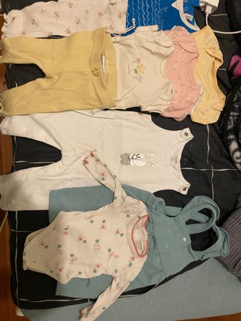 Lots vêtement bébé
