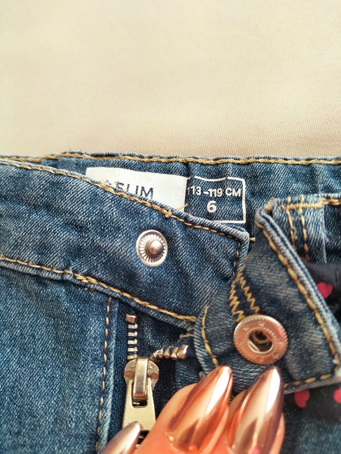 💙 Jeans slim avec noeud - 6ans - In extenso - Excellent état 💙 - photo numéro 3