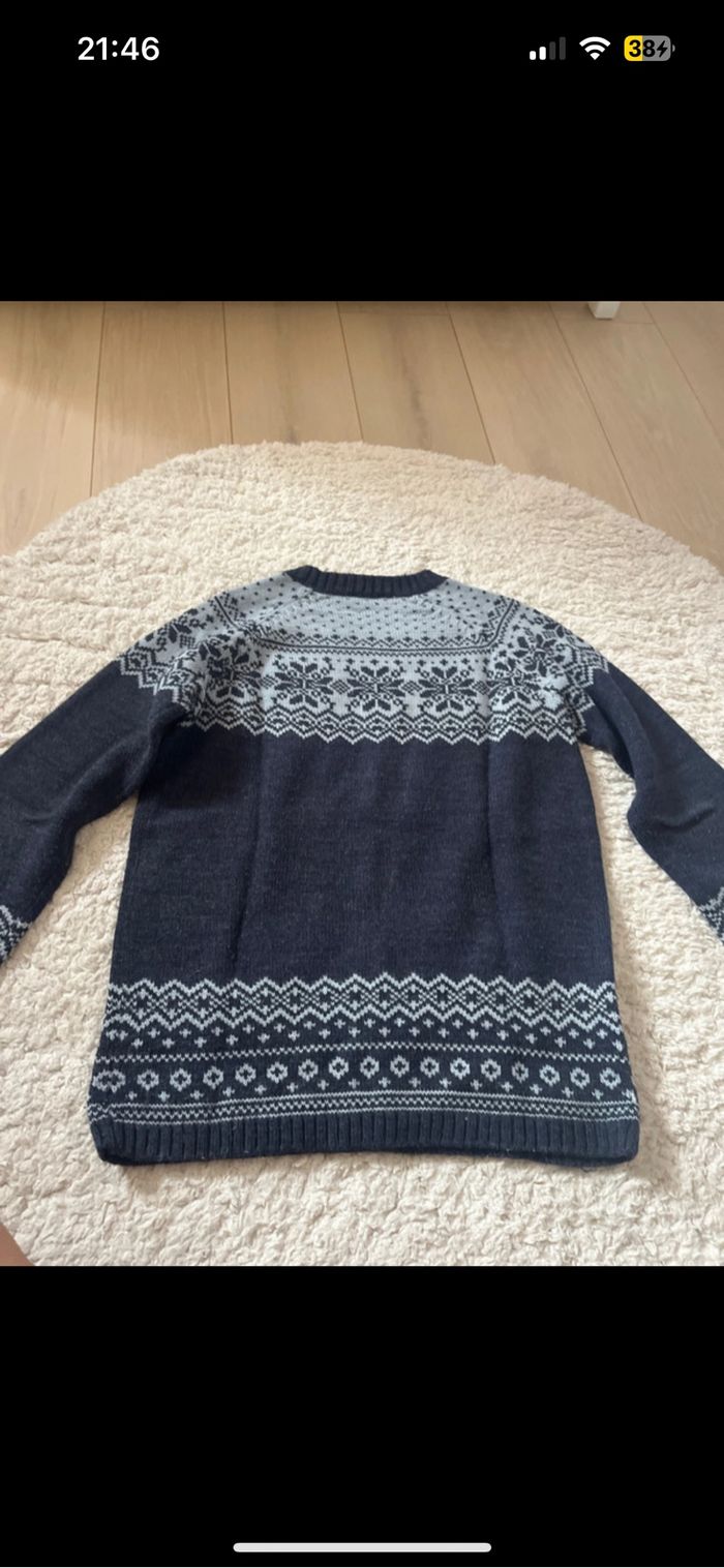 Pull hiver taille 38/40 - photo numéro 2