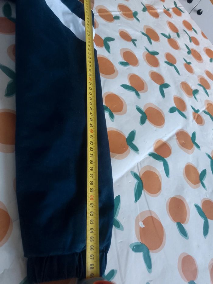 Manteau fourré d'hiver avec bandes marron, blanche, bleu marine foncé à capuche" Bizzbee" taille XS - photo numéro 15