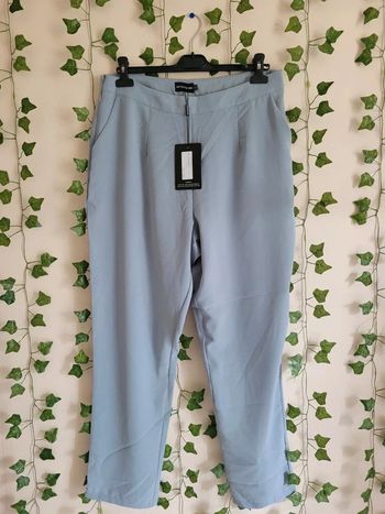 Pantalon fluide neuf 42