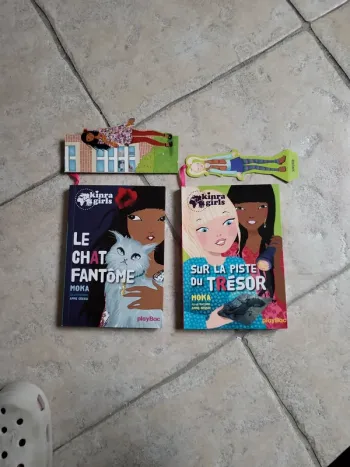 Lots de livres kinra girls