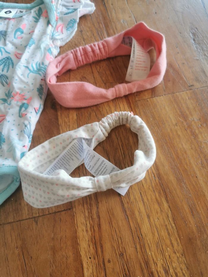 Ensemble Bébé fille 1 mois - photo numéro 5