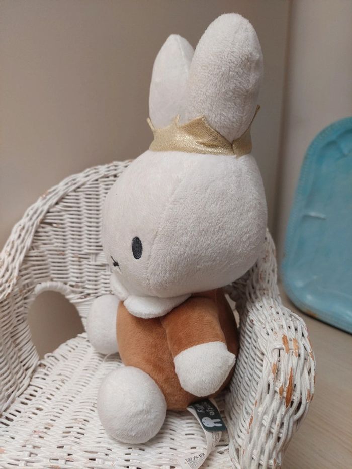 Tiamo - peluche lapin Miffy avec couronne - photo numéro 4