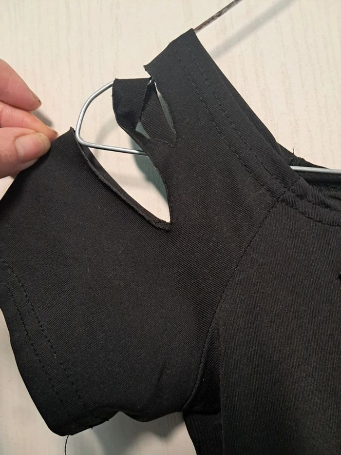 Tee-shirt taille 36 - photo numéro 2